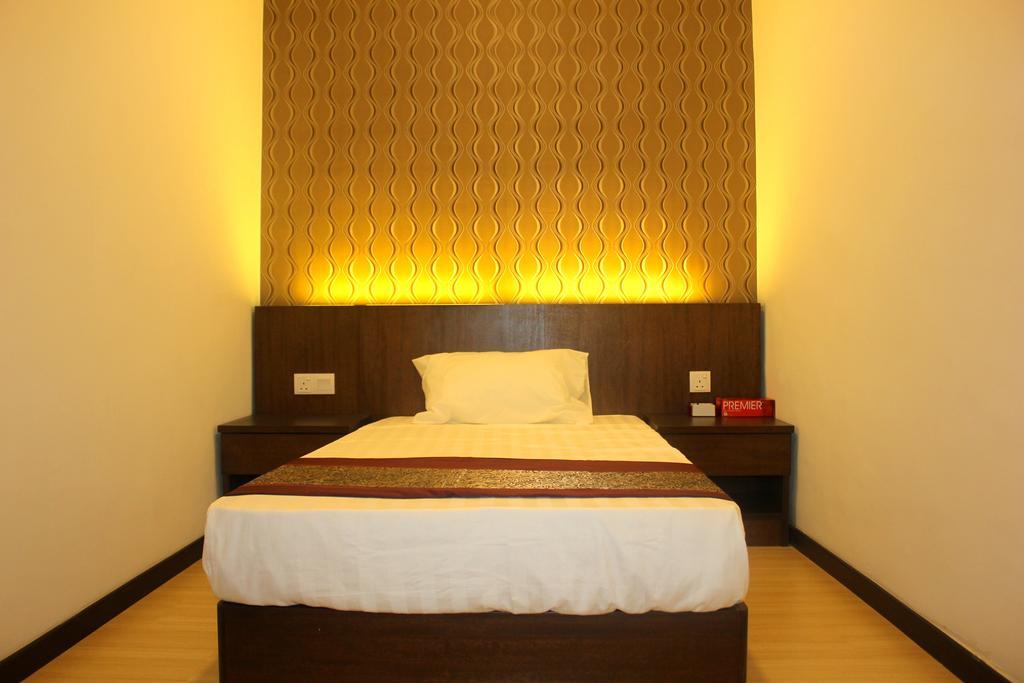 Kf Guesthouse George Town Room photo